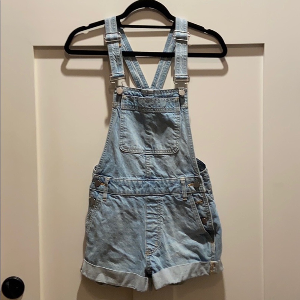 Urban Outfitters Women’s Overall Shorts
